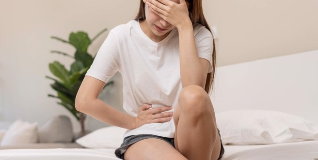 愛愛後肚子痛竟是黃體囊腫破裂?出現「這些徵兆」小心是黃體破裂!